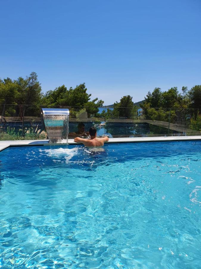Sea'S The Day Villa Drage Exterior photo