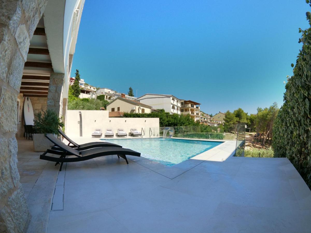 Sea'S The Day Villa Drage Exterior photo