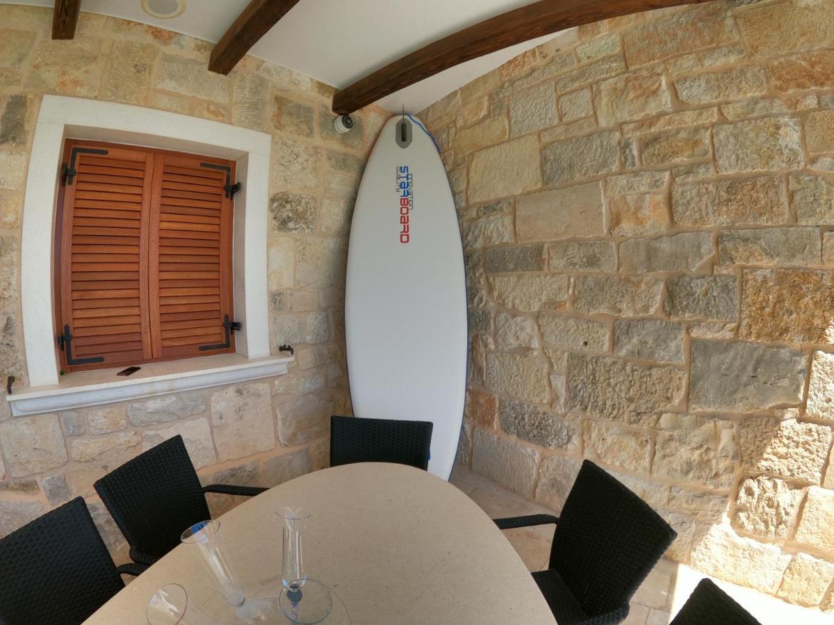 Sea'S The Day Villa Drage Exterior photo