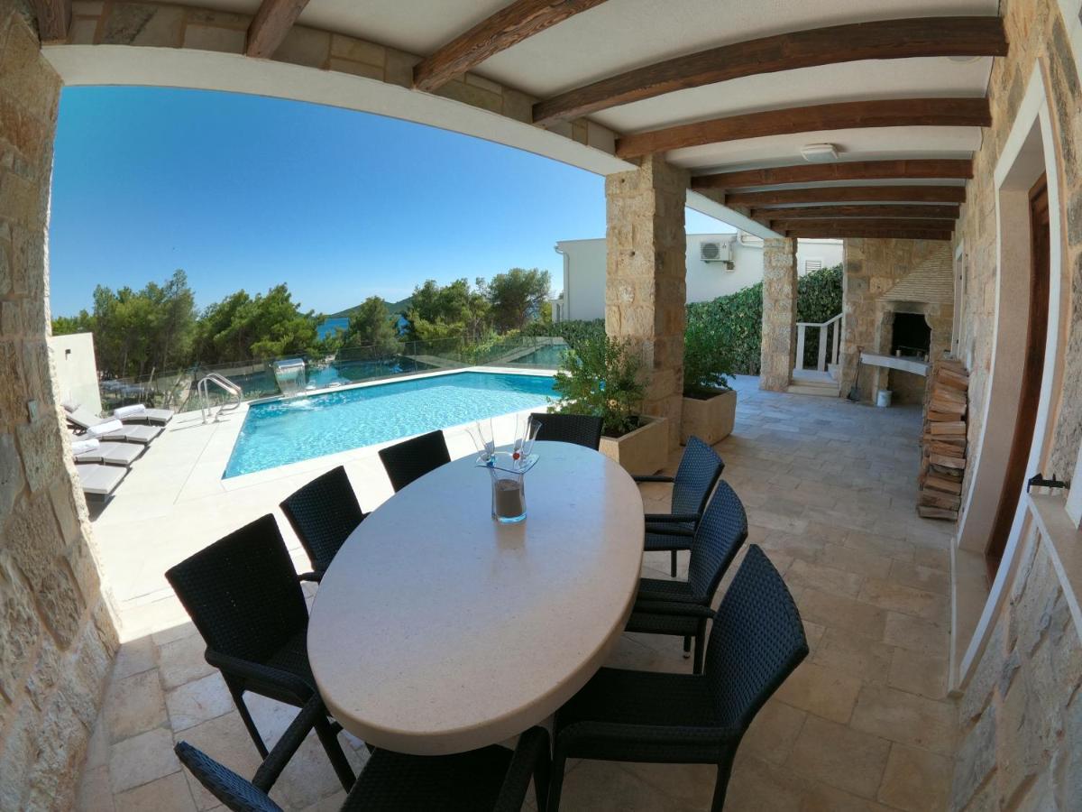Sea'S The Day Villa Drage Exterior photo